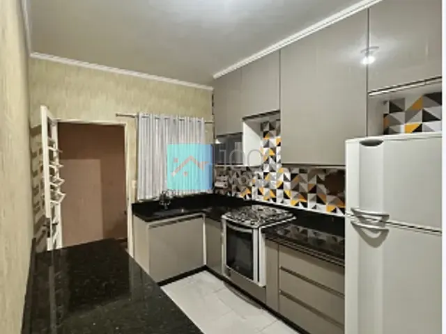 Casa com 150m² 3 quartos e 2 banheiros, à venda, no bairro Jardim América em São José dos Campos