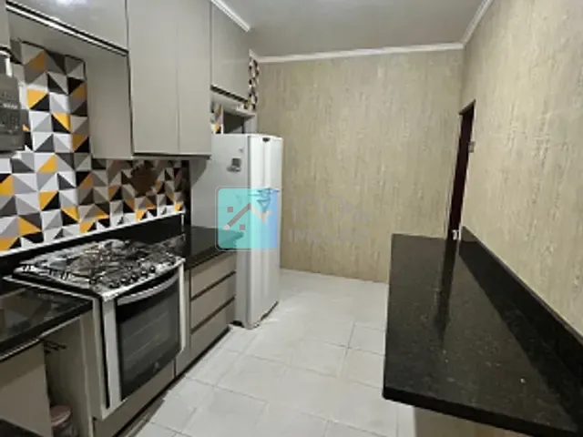 Casa com 150m² 3 quartos e 2 banheiros, à venda, no bairro Jardim América em São José dos Campos