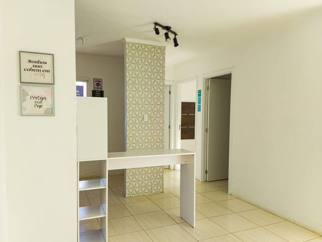 Apartamento com 49m² 2 quartos e 1 banheiro, à venda, no bairro Areal em Pelotas