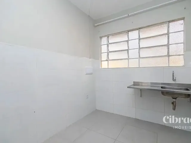 Apartamento 3 quartos e 2 banheiros, para alugar, no bairro São Francisco em Curitiba