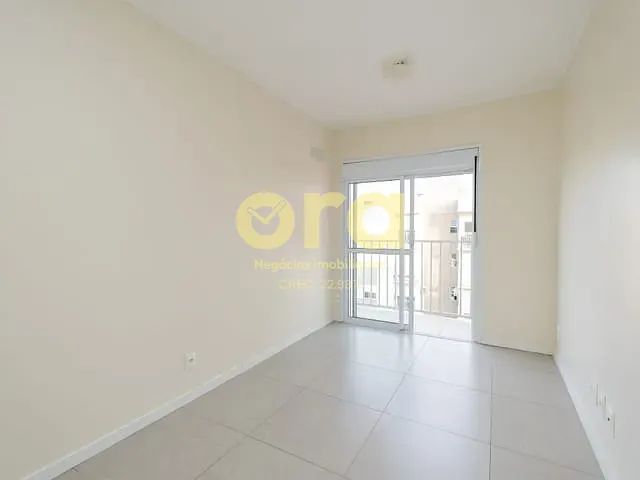 Apartamento 2 quartos e 1 banheiro, à venda ou para alugar, no bairro Areal em Pelotas