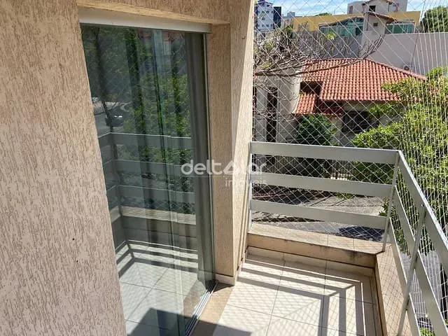 Apartamento com 110m² 3 quartos e 1 banheiro, à venda, no bairro Heliópolis em Belo Horizonte