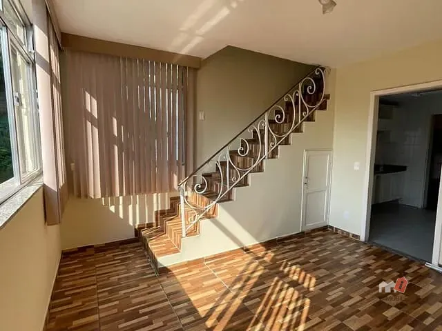 Apartamento 2 quartos e 2 banheiros, à venda ou para alugar, no bairro Centro em Petrópolis