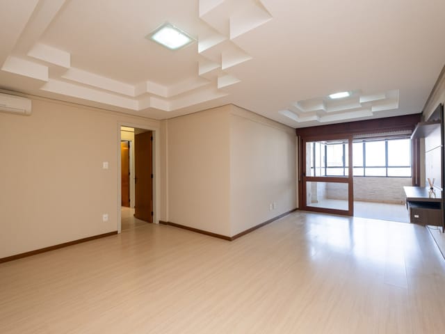 Apartamento 3 quartos e 3 banheiros, à venda, no bairro Centro em Pelotas