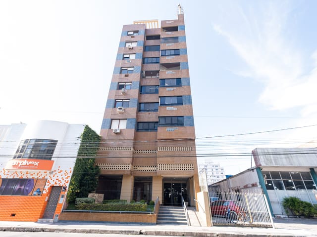 Apartamento 3 quartos e 3 banheiros, à venda, no bairro Centro em Pelotas