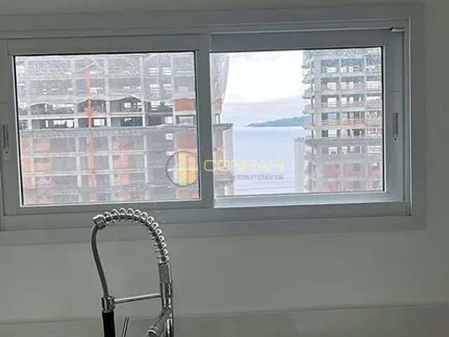Apartamento com 161m² 3 quartos e 7 banheiros, à venda, no bairro Perequê em Itapema