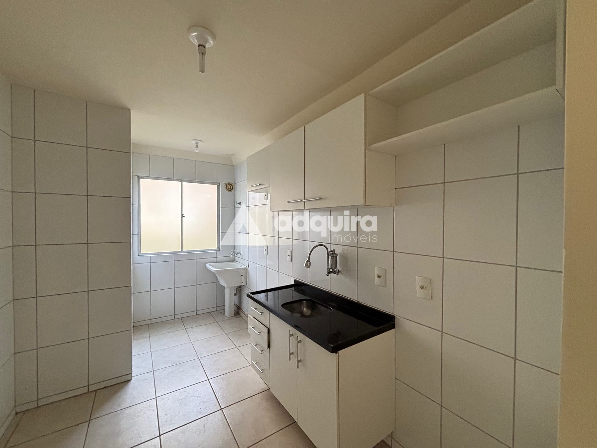 Apartamento à venda com 3 quartos, 65m² - Foto 2