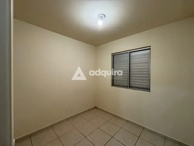 Apartamento 3 quartos e 1 banheiro, à venda, no bairro Uvaranas em Ponta Grossa