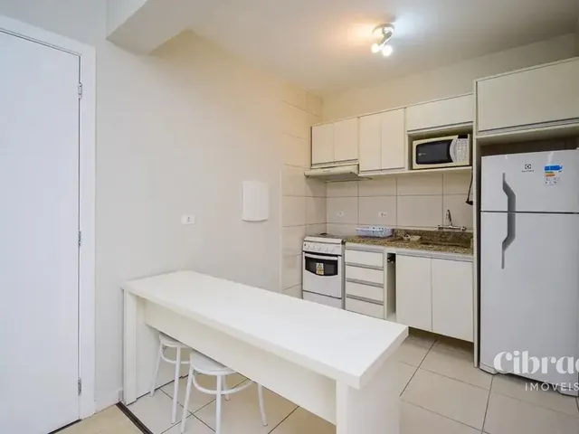 Apartamento para alugar, no bairro Centro em Curitiba