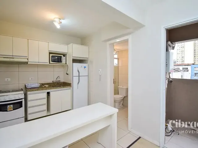 Apartamento para alugar, no bairro Centro em Curitiba