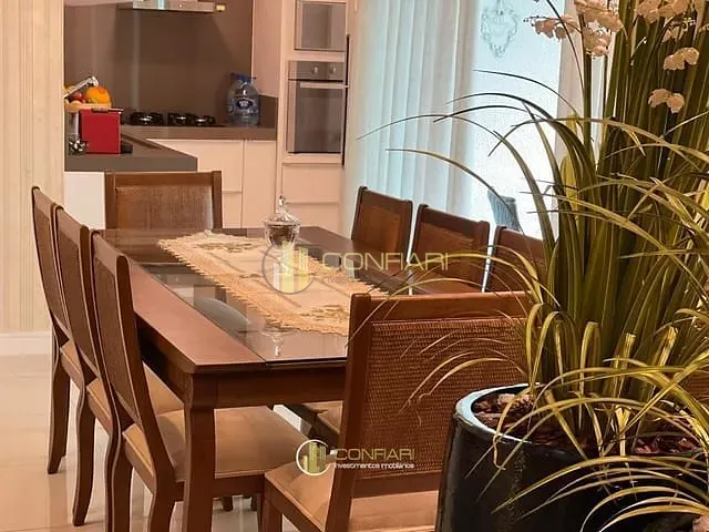 Apartamento com 154m² 3 quartos e 7 banheiros, à venda, no bairro Meia Praia em Itapema
