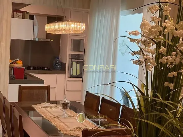 Apartamento com 154m² 3 quartos e 7 banheiros, à venda, no bairro Meia Praia em Itapema