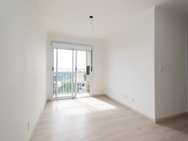 Apartamento 2 quartos e 1 banheiro, à venda ou para alugar, no bairro Fragata em Pelotas