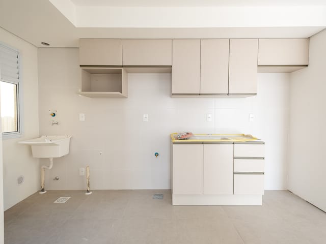 Apartamento 2 quartos e 1 banheiro, à venda ou para alugar, no bairro Fragata em Pelotas
