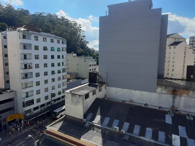 Apartamento 2 quartos e 2 banheiros, à venda, no bairro Centro em Petrópolis