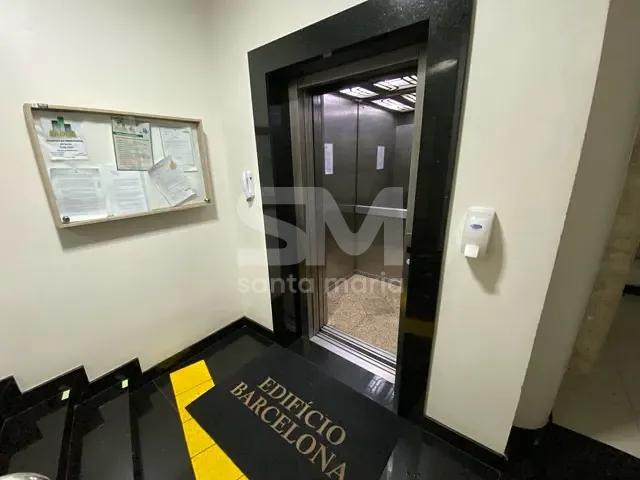 Apartamento 3 quartos e 2 banheiros, para alugar, no bairro Centro em Chapecó