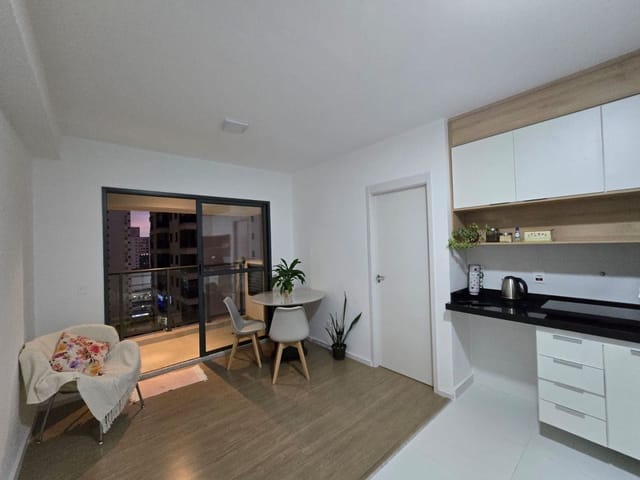 Apartamento 1 quarto e 1 banheiro, à venda, no bairro Jardim Esplanada em São José dos Campos