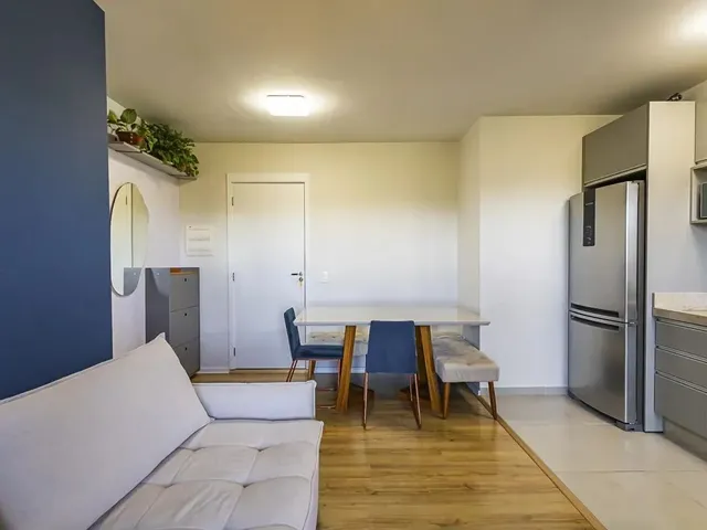 Apartamento 2 quartos e 1 banheiro, à venda, no bairro Campo Comprido em Curitiba