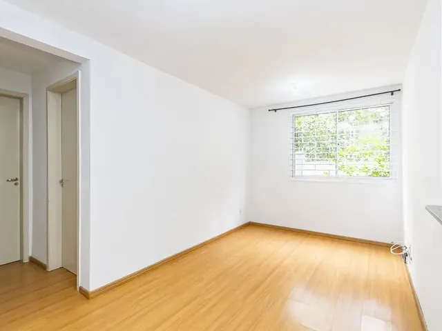 Apartamento 2 quartos e 2 banheiros, à venda, no bairro Campo Comprido em Curitiba