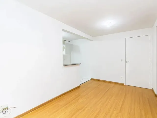 Apartamento 2 quartos e 1 banheiro, à venda, no bairro Campo Comprido em Curitiba