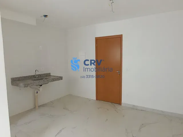 Apartamento 2 quartos e 1 banheiro, para alugar, no bairro Parque Jamaica em Londrina