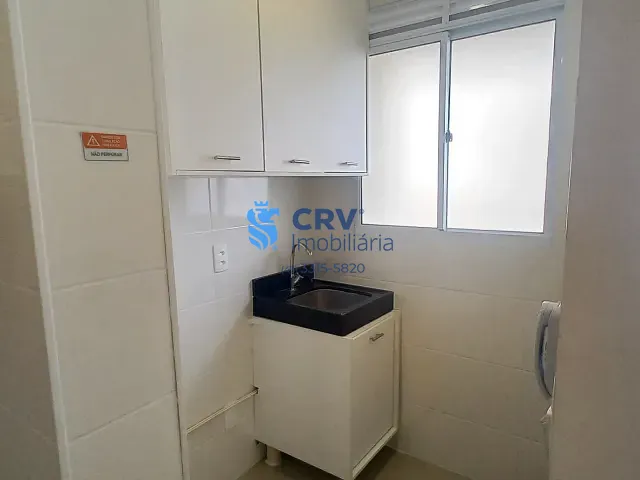 Apartamento 2 quartos e 2 banheiros, para alugar, no bairro Parque Jamaica em Londrina