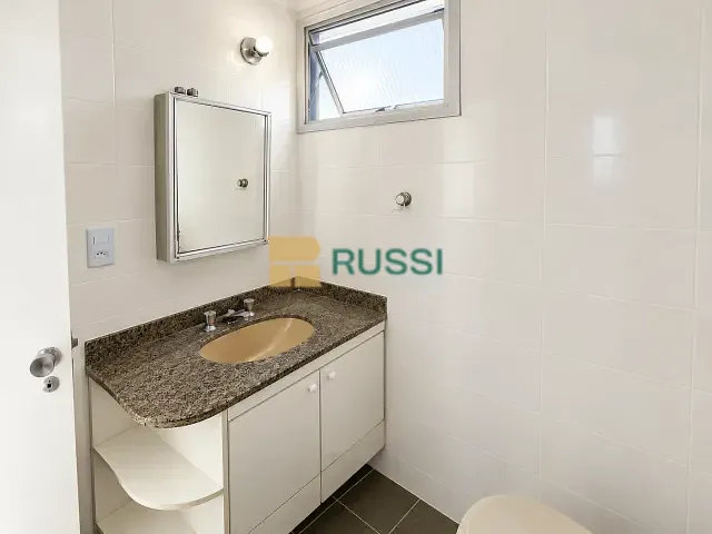 Apartamento 1 quarto e 1 banheiro, à venda ou para alugar, no bairro Centro em São José dos Campos