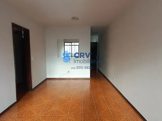 Apartamento 2 quartos e 1 banheiro, para alugar, no bairro Centro em Londrina