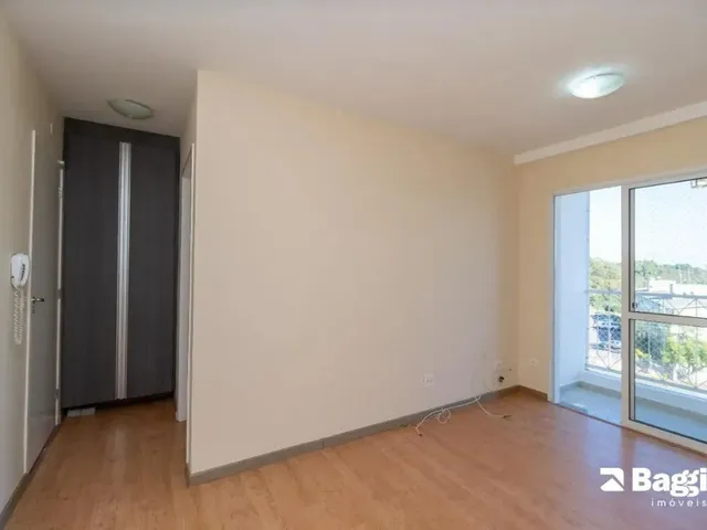 Apartamento 2 quartos e 2 banheiros, à venda, no bairro Campo Comprido em Curitiba