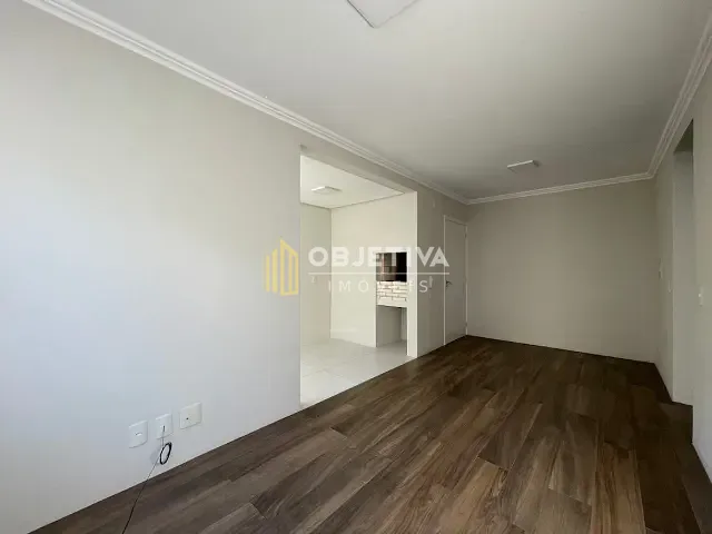 Apartamento 2 quartos e 2 banheiros, para alugar, no bairro Centro em Novo Hamburgo