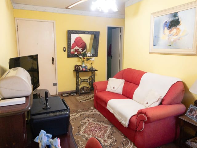 Apartamento 2 quartos e 1 banheiro, à venda, no bairro Três Vendas em Pelotas