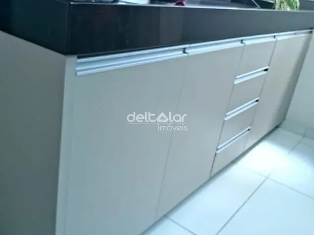 Apartamento 2 quartos e 1 banheiro, à venda, no bairro Frei Leopoldo em Belo Horizonte