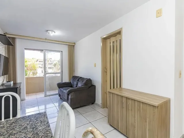 Apartamento 2 quartos e 1 banheiro, à venda, no bairro Portão em Curitiba