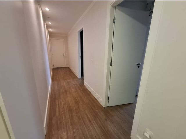Apartamento 4 quartos e 5 banheiros, à venda ou para alugar, no bairro Jardim das Colinas em São José dos Campos
