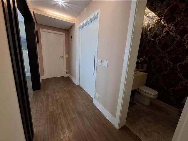 Apartamento 4 quartos e 5 banheiros, à venda ou para alugar, no bairro Jardim das Colinas em São José dos Campos