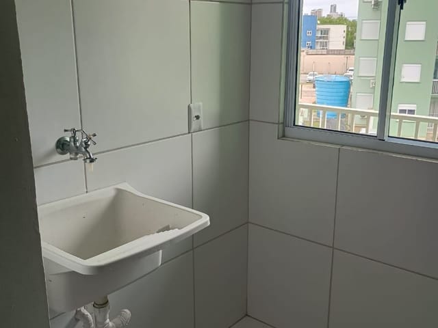 Apartamento com 76m² 2 quartos e 1 banheiro, à venda, no bairro São Gonçalo em Pelotas