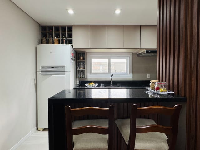 Apartamento 3 quartos e 2 banheiros, à venda, no bairro Três Vendas em Pelotas