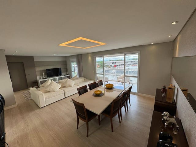 Apartamento 3 quartos e 2 banheiros, à venda, no bairro Urbanova I em São José dos Campos
