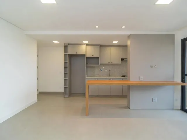Apartamento 2 quartos e 1 banheiro, para alugar, no bairro Ecoville em Curitiba
