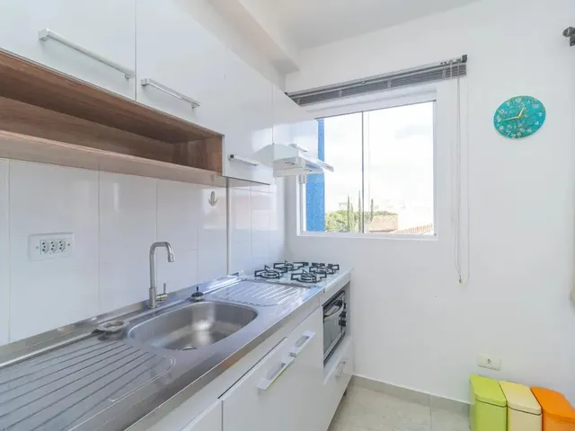 Apartamento 1 quarto e 1 banheiro, para alugar, no bairro Ecoville em Curitiba