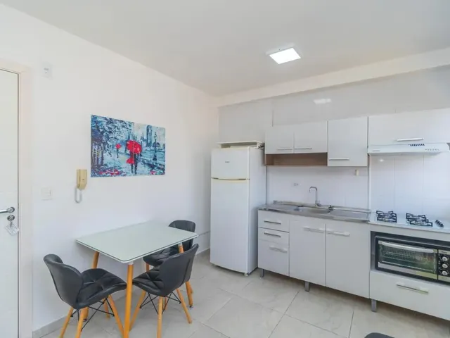 Apartamento 1 quarto e 1 banheiro, para alugar, no bairro Ecoville em Curitiba