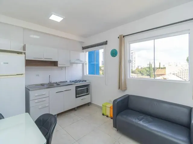 Apartamento 1 quarto e 1 banheiro, para alugar, no bairro Ecoville em Curitiba