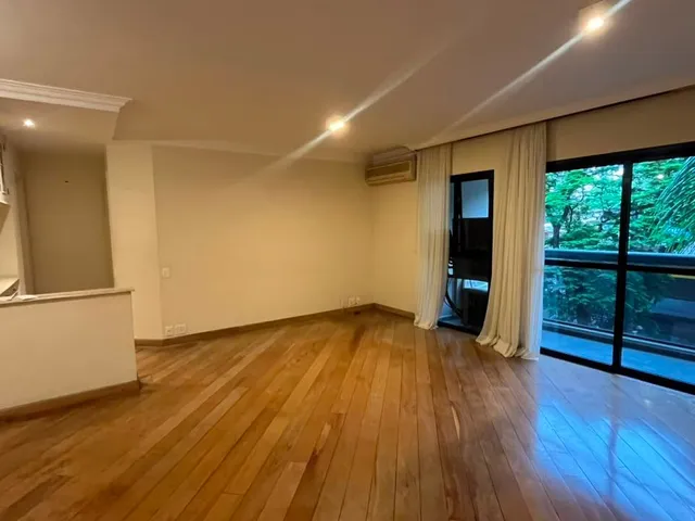 Apartamento com 116m² 3 quartos e 2 banheiros, à venda, no bairro Vila Nova Conceição em São Paulo