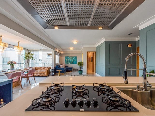 Apartamento 3 quartos e 4 banheiros, à venda ou para alugar, no bairro Vila Ema em São José dos Campos