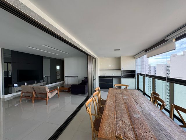 Apartamento com 264m² 3 quartos e 5 banheiros, à venda, no bairro Gleba Palhano em Londrina