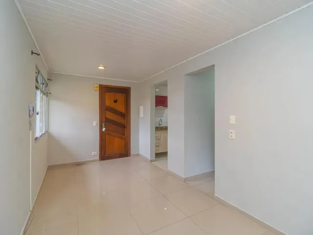 Apartamento 2 quartos e 1 banheiro, para alugar, no bairro Santa Felicidade em Curitiba