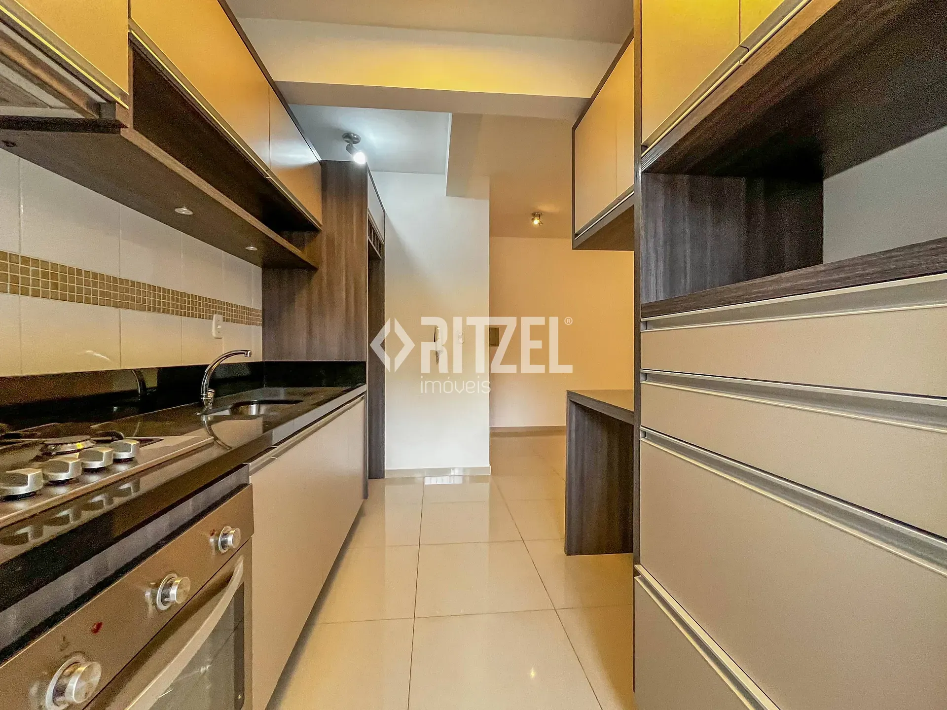 Apartamento, 2 quartos, 77 m² - Foto 1