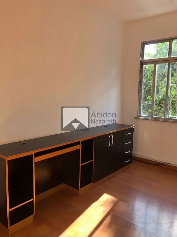 Apartamento à venda com 3 quartos, 115m² - Foto 10
