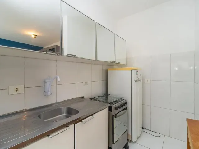 Apartamento 1 quarto e 1 banheiro, para alugar, no bairro Tarumã em Curitiba