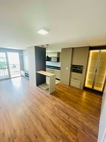 Apartamento 2 quartos e 2 banheiros, à venda, no bairro Três Vendas em Pelotas